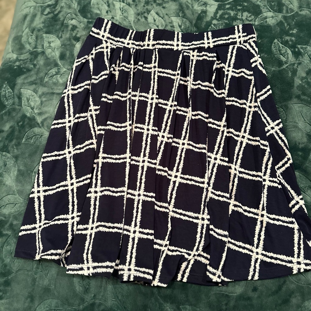 LuLaRoe Navy and White A-Line Skirt